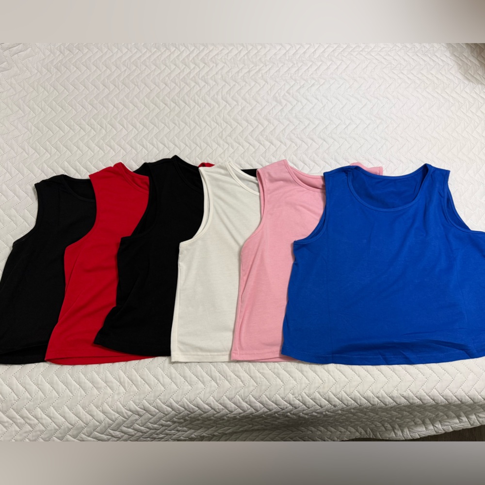 Colorful Sleeveless Tops Set